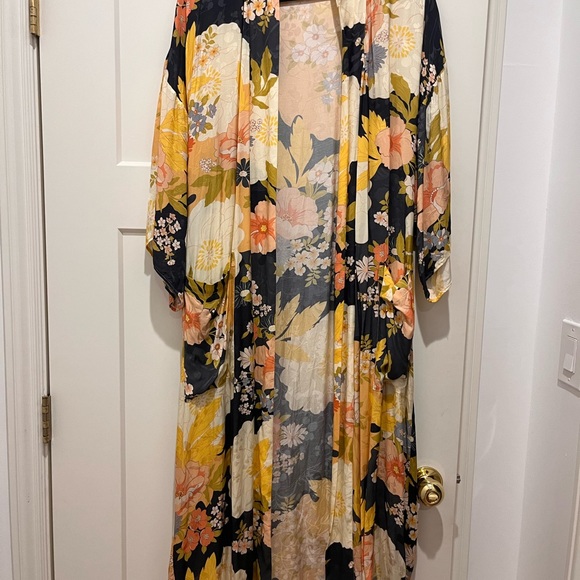 Spell Tyler Maxi Robe Charcoal - Picture 6 of 8
